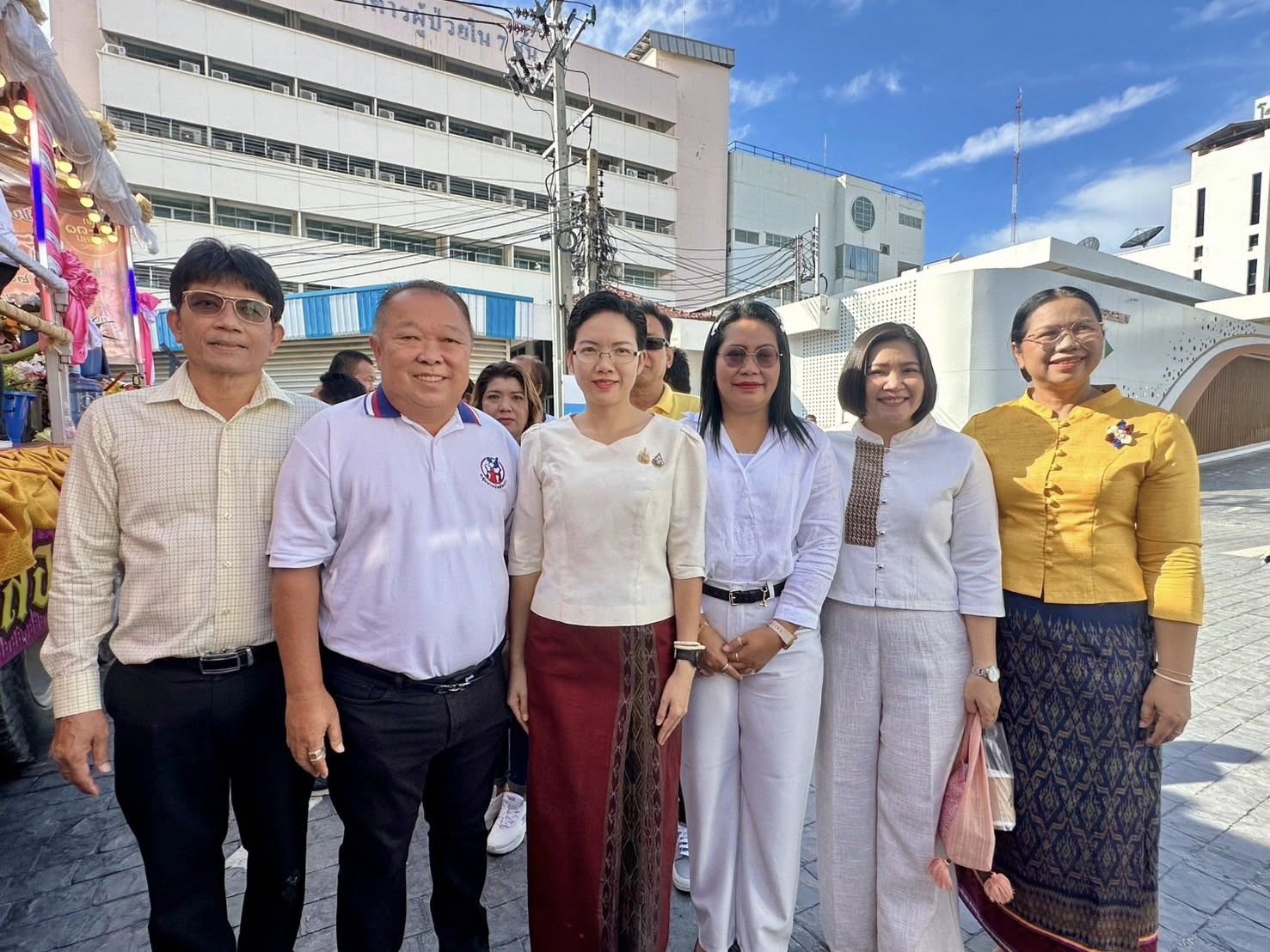 พช.บางบ่อ เข้าร่วมพิธีอัญเชิญองค์รูปหล่อหลวงพ่อปาน