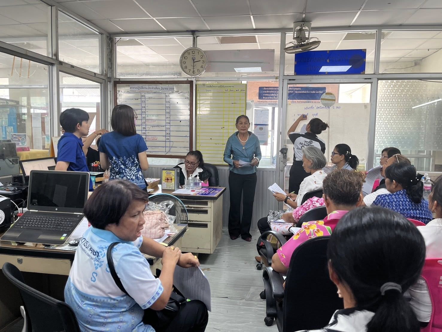 สพอ.บางบ่อ ประชุมคณะกรรมการพัฒนาสตรีอำเภอบางบ่อ (กพสอ.) ครั้งที่ 2/2569